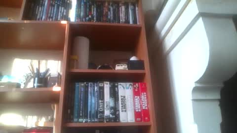 Snapshot of pichoun71 chatting on February 1, 4:00 pm pichoun71 online show from February 1, 4:00 pm