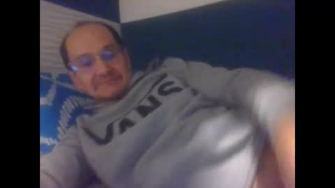 Snapshot of pichoun71 chatting on February 17, 6:26 pm pichoun71 online show from February 17, 6:26 pm