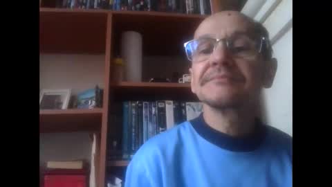 Snapshot of pichoun71 chatting on February 21, 7:45 am pichoun71 online show from February 21, 7:45 am