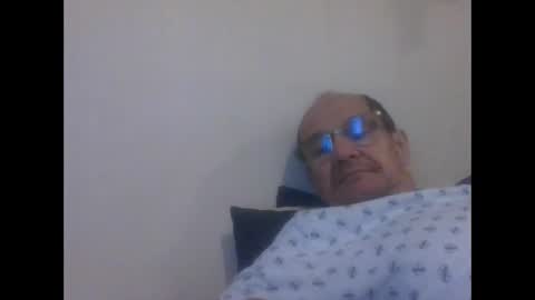 Snapshot of pichoun71 chatting on September 13, 7:19 am pichoun71 online show from September 13, 7:19 am