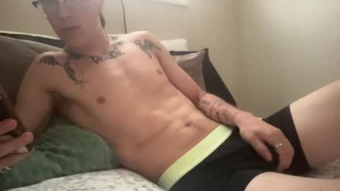 Snapshot of picturepenis chatting on August 3, 11:19 pm picturepenis online show from August 3, 11:19 pm