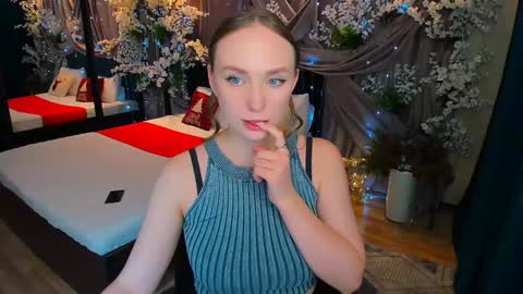Emelie online show from January 9, 6:26 pm