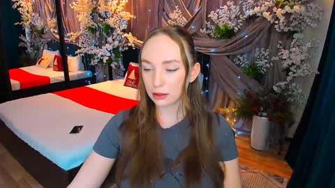 Emelie online show from January 14, 10:06 am
