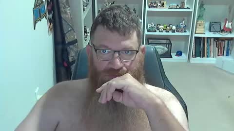 Snapshot of pierced2878 chatting on May 7, 12:16 am pierced2878 online show from May 7, 12:16 am