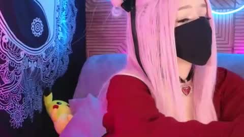Snapshot of pika_pikaa chatting on July 21, 8:33 pm Sonya online show from July 21, 8:33 pm