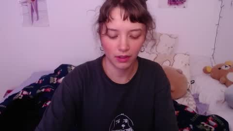 Snapshot of pikawiii chatting on March 9, 9:46 pm ill be back on monday 18th of november online show from March 9, 9:46 pm