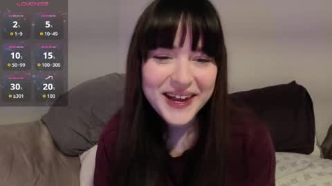 PilloGoddess online show from March 31, 4:46 am