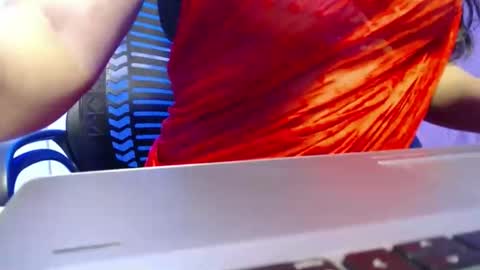 Sayra online show from April 18, 7:07 pm