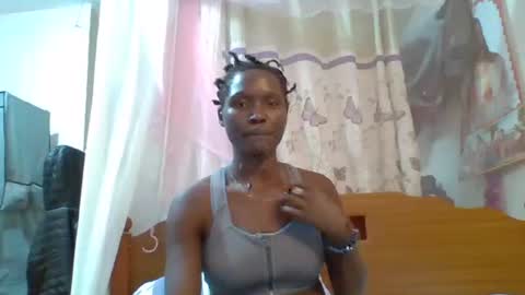 Snapshot of pinah1997 chatting on June 7, 9:40 pm pinah1997 online show from June 7, 9:40 pm