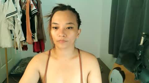 pinay beauty14 online show from April 15, 7:58 pm