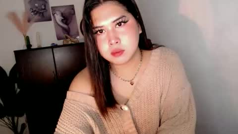 Ivy Morningstar online show from April 21, 12:01 am