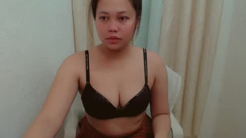 pinay_juliet online show from May 23, 7:29 pm