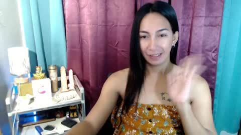 Snapshot of pinay_lucy chatting on July 20, 12:36 am lucyLove online show from July 20, 12:36 am