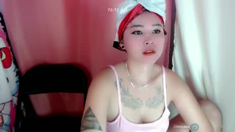 Snapshot of pinay_romancee chatting on August 9, 4:17 am pinay_romancee online show from August 9, 4:17 am