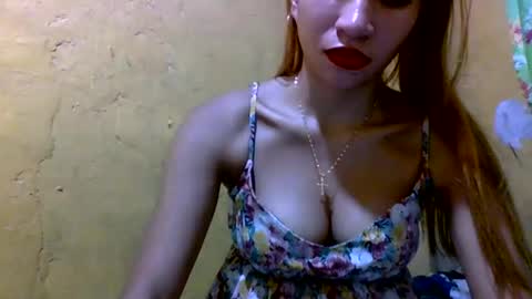 Snapshot of pinaybeauty_25 chatting on January 10, 6:42 am im jane online show from January 10, 6:42 am