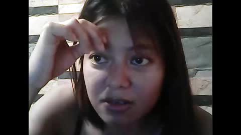 Snapshot of pinayhairyflower chatting on April 29, 1:53 am Nica online show from April 29, 1:53 am