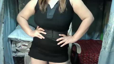 Snapshot of pinayhot_carol chatting on April 27, 2:15 pm Carol online show from April 27, 2:15 pm