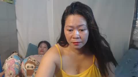 Snapshot of pinayhotmama08 chatting on June 15, 8:22 pm pinayhotmama08 online show from June 15, 8:22 pm