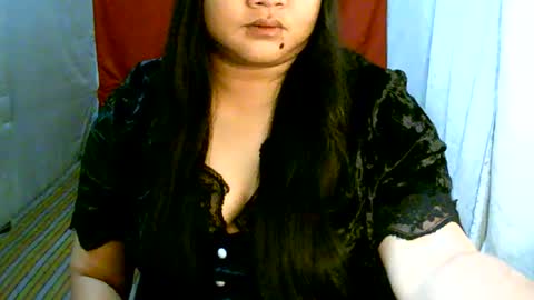 Snapshot of pinayjona chatting on June 5, 12:33 pm pinayjona online show from June 5, 12:33 pm