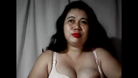 Snapshot of pinaymama12345 chatting on September 8, 10:42 pm pinaymama12345 online show from September 8, 10:42 pm