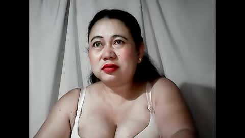 pinaymama12345 online show from April 16, 10:12 pm