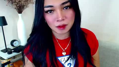 Snapshot of pinaymorena69 chatting on January 8, 5:27 am Just cath online show from January 8, 5:27 am