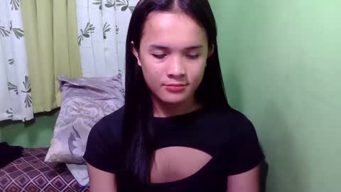 Snapshot of pinaymorena_rhowe chatting on December 5, 4:55 pm pinaymorena_rhowe online show from December 5, 4:55 pm