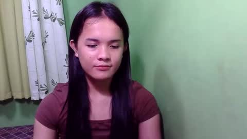 Snapshot of pinaymorena_rhowe chatting on December 7, 5:42 pm pinaymorena_rhowe online show from December 7, 5:42 pm
