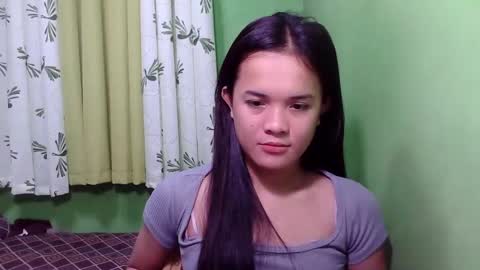Snapshot of pinaymorena_rhowe chatting on December 9, 12:45 am pinaymorena_rhowe online show from December 9, 12:45 am