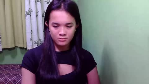 Snapshot of pinaymorena_rhowe chatting on December 21, 12:42 am pinaymorena_rhowe online show from December 21, 12:42 am