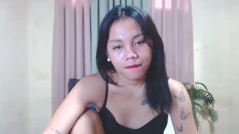 Snapshot of pinaymorena_stephanie chatting on June 4, 11:22 pm pinaymorena_stephanie online show from June 4, 11:22 pm