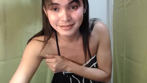 Snapshot of pinaysweatwetlover69 chatting on May 2, 7:30 pm celistina Crwford online show from May 2, 7:30 pm