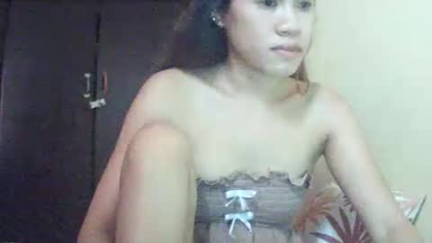 Snapshot of pinaysweet_couple chatting on April 21, 3:13 am pinaysweet_couple online show from April 21, 3:13 am