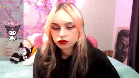 Nancy online show from October 18, 4:19 pm