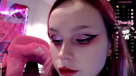 Nancy online show from November 25, 12:27 pm