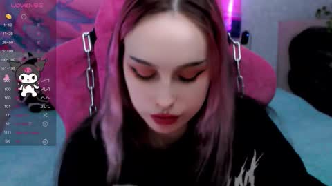 Nancy online show from November 28, 9:06 pm