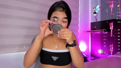 Snapshot of pink_as chatting on October 2, 1:51 pm pink_as online show from October 2, 1:51 pm