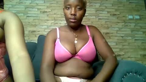 Snapshot of pink_nova chatting on July 9, 1:31 am pinkyy online show from July 9, 1:31 am