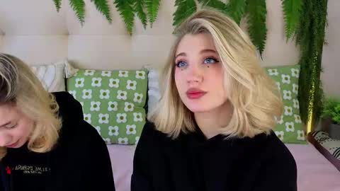 Adele online show from October 16, 8:59 am