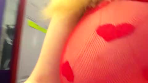 pinkcandi333 online show from February 10, 4:00 pm