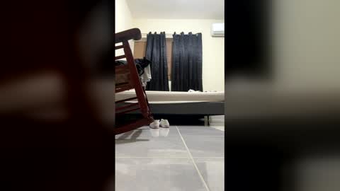 J Steve online show from April 7, 8:15 am