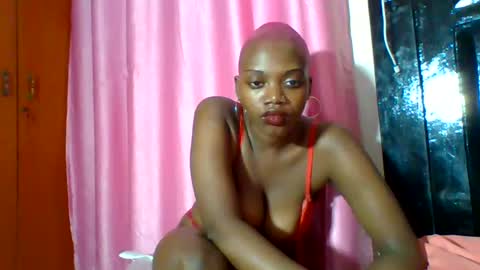 Snapshot of pinkdomina01 chatting on June 22, 9:01 pm pinkdomina01 online show from June 22, 9:01 pm