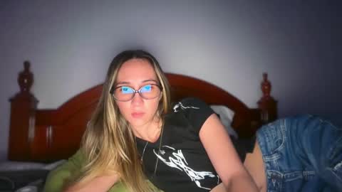Pinkilola online show from June 8, 1:28 am