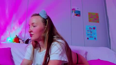 Mila online show from February 16, 6:20 am