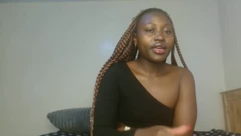 Snapshot of pinklover2003 chatting on May 15, 11:06 am Serena online show from May 15, 11:06 am
