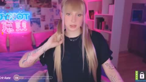 pinkvenom_ online show from March 2, 5:58 pm