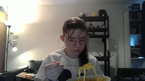 Snapshot of pinkwife97 chatting on September 17, 9:22 am pinkwife97 online show from September 17, 9:22 am