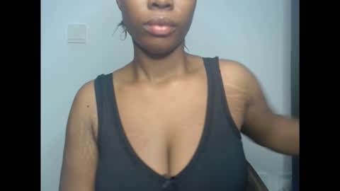 pinkxsugar online show from October 6, 9:29 am