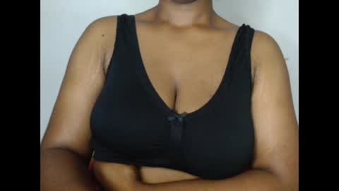 pinkxsugar online show from July 13, 6:49 am