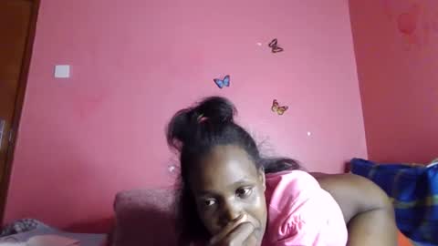 Snapshot of pinky_cockoo chatting on February 21, 1:39 am pinky_cockoo online show from February 21, 1:39 am